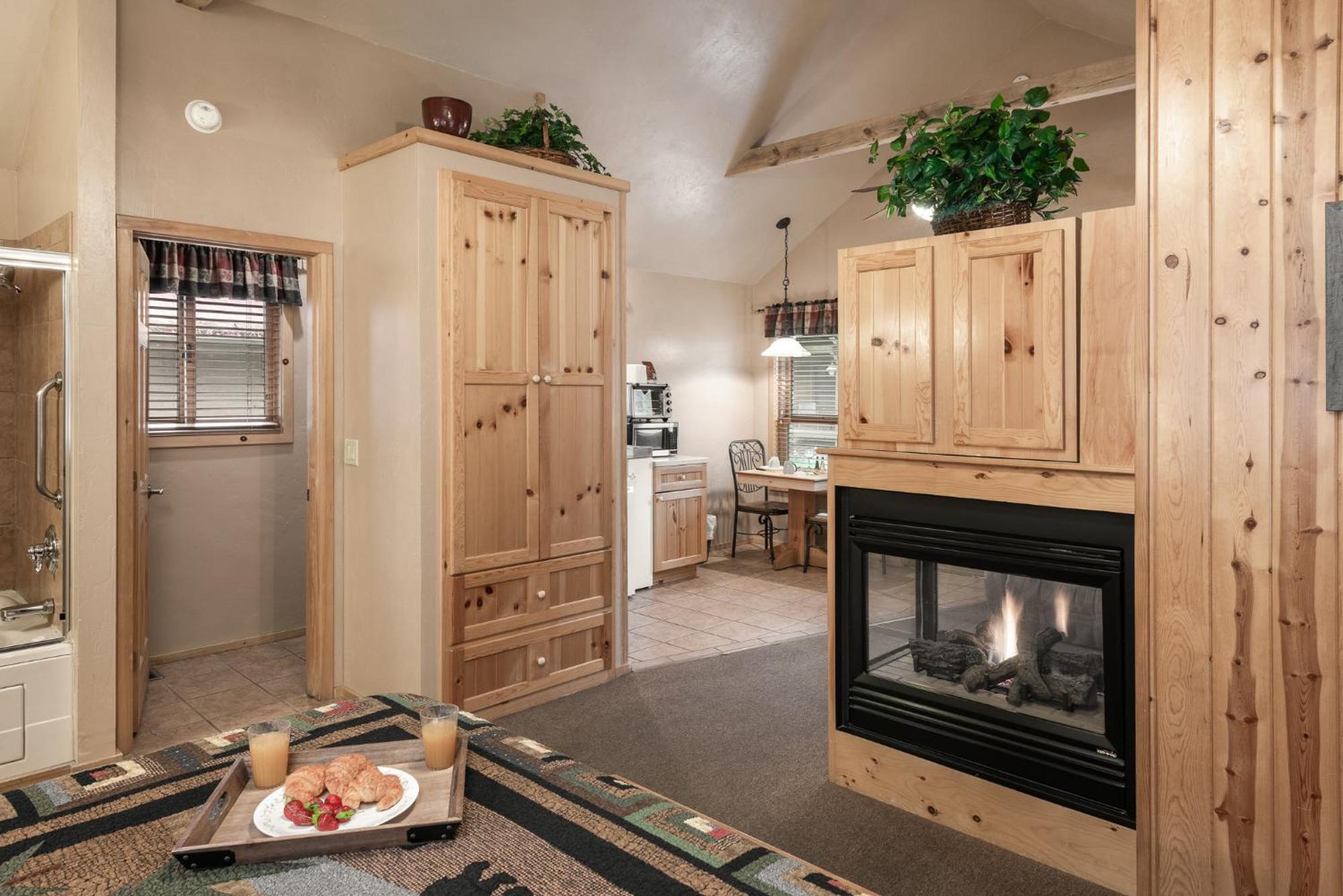 Shadow Mountain Lodge And Cabins رويدوسو، نيومكسيكو المظهر الخارجي الصورة