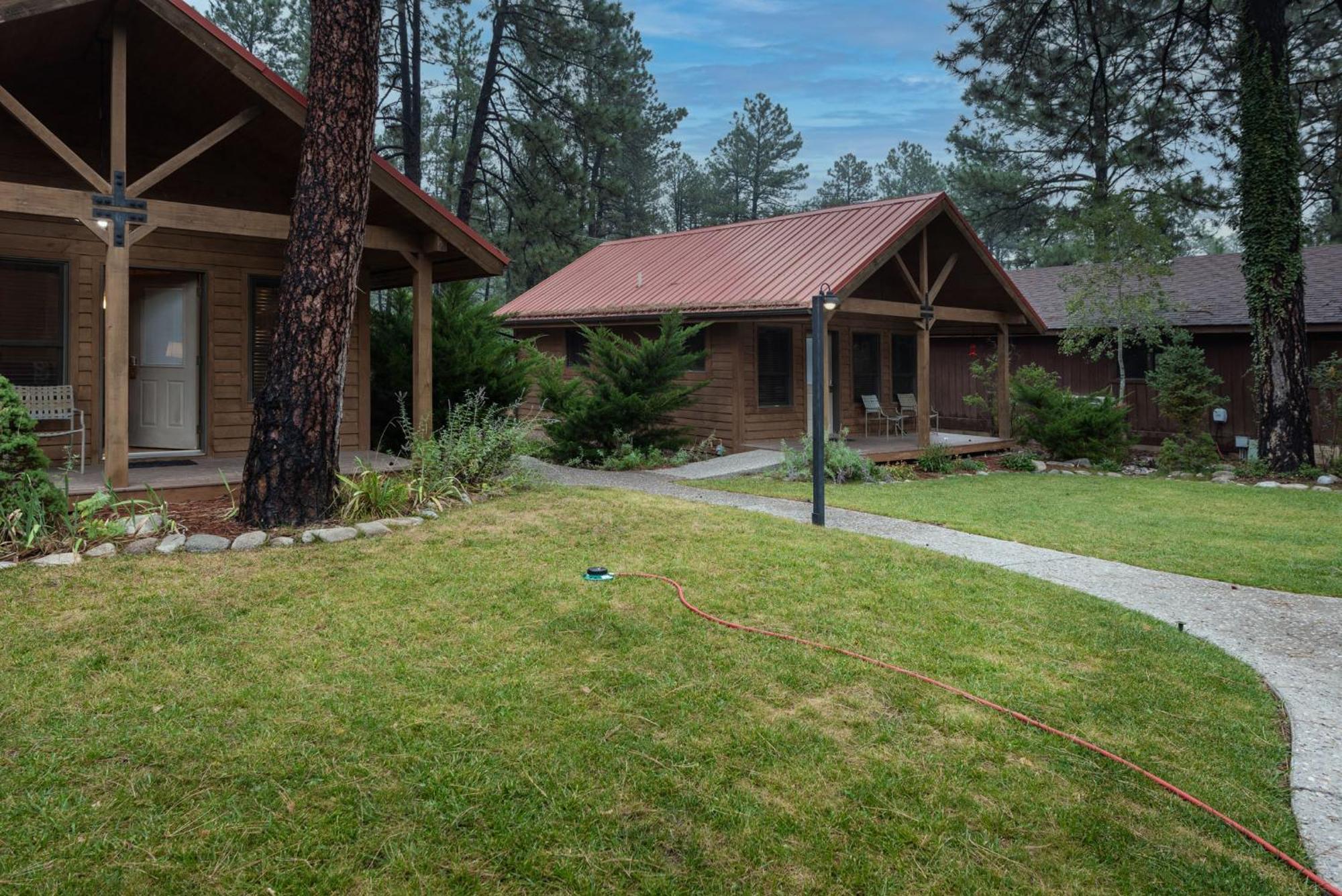 Shadow Mountain Lodge And Cabins رويدوسو، نيومكسيكو المظهر الخارجي الصورة
