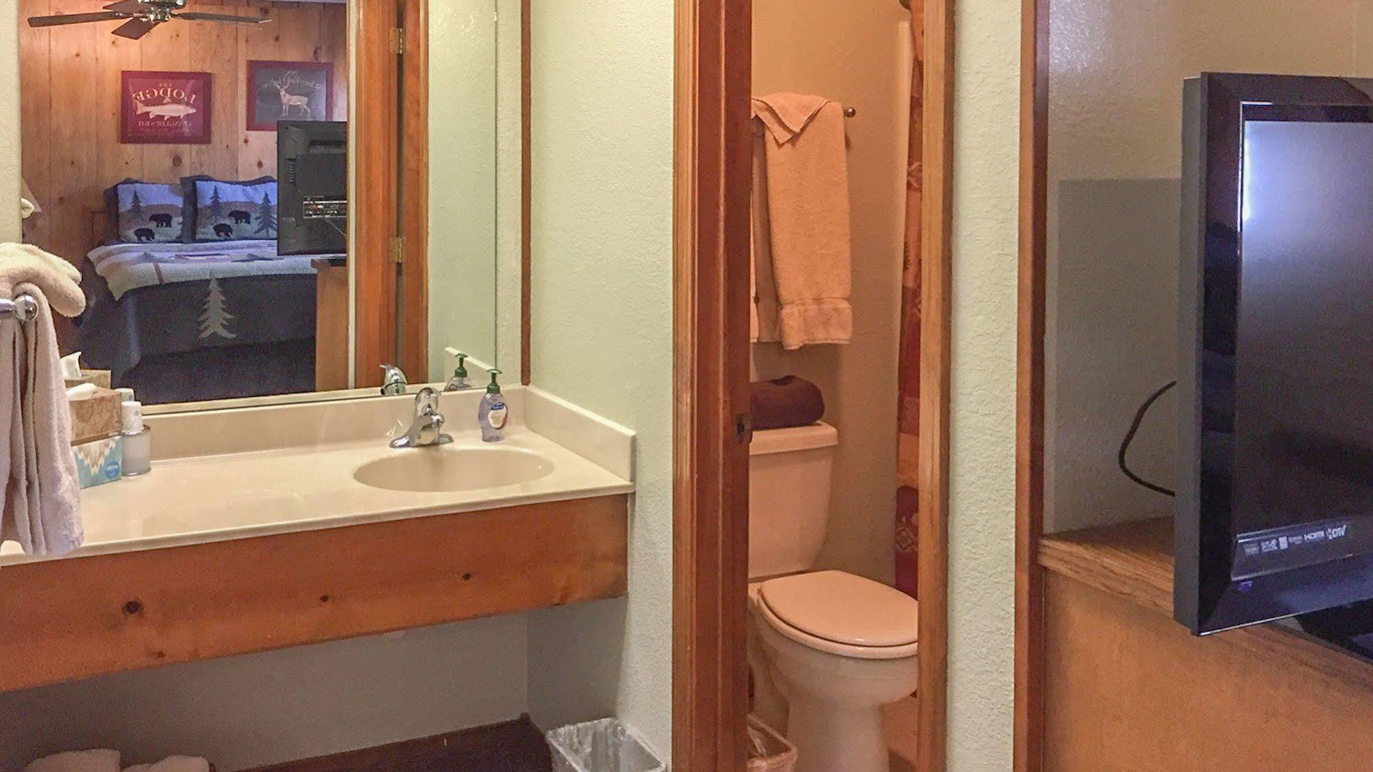 Shadow Mountain Lodge And Cabins رويدوسو، نيومكسيكو المظهر الخارجي الصورة